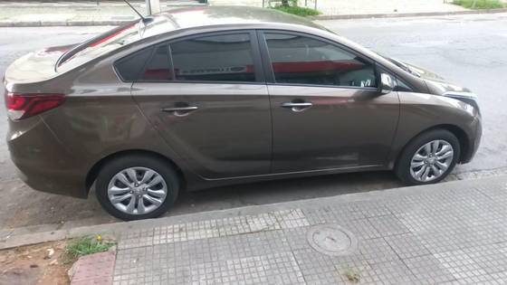 HYUNDAI HB20S 1.6 COMFORT STYLE 16V FLEX 4P AUTOMÁTICO